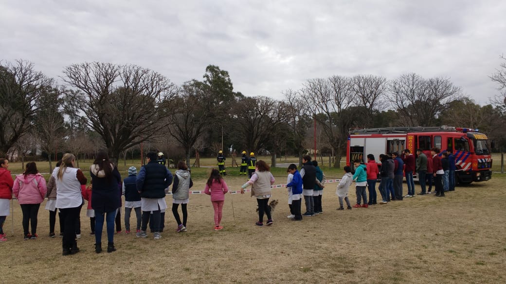 c992ebb8-14a3-4faf-8173-9def7a283c18