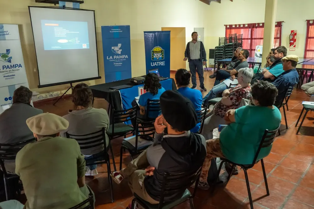 412863_96945d0e-ac07-43c0-8656-e26cdcdb11b9