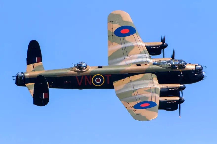 avro lancaster
