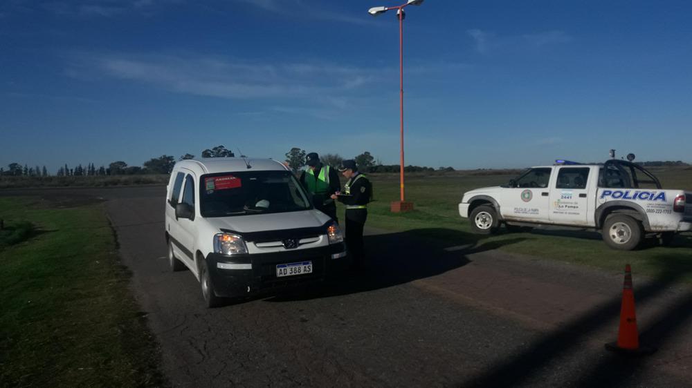 CONTROL POLICIAL ACCESO LAGOS 018