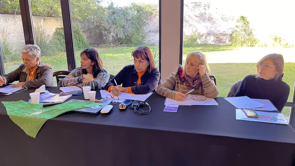 MUJER 4 (FILEminimizer)