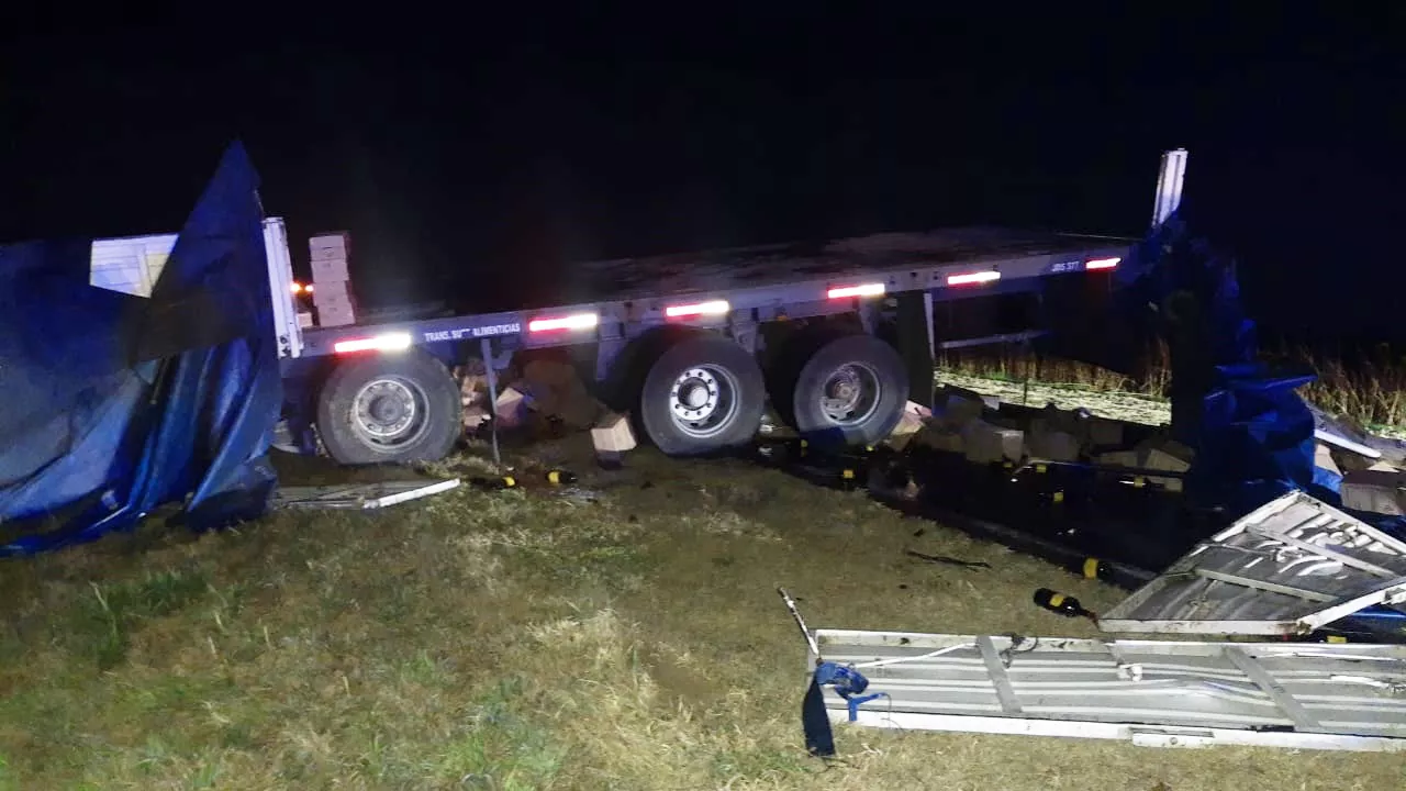 e939abde-37a5-4d8b-b0fd-017166e3d74b