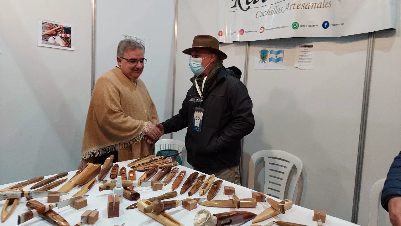 festival del poncho stand