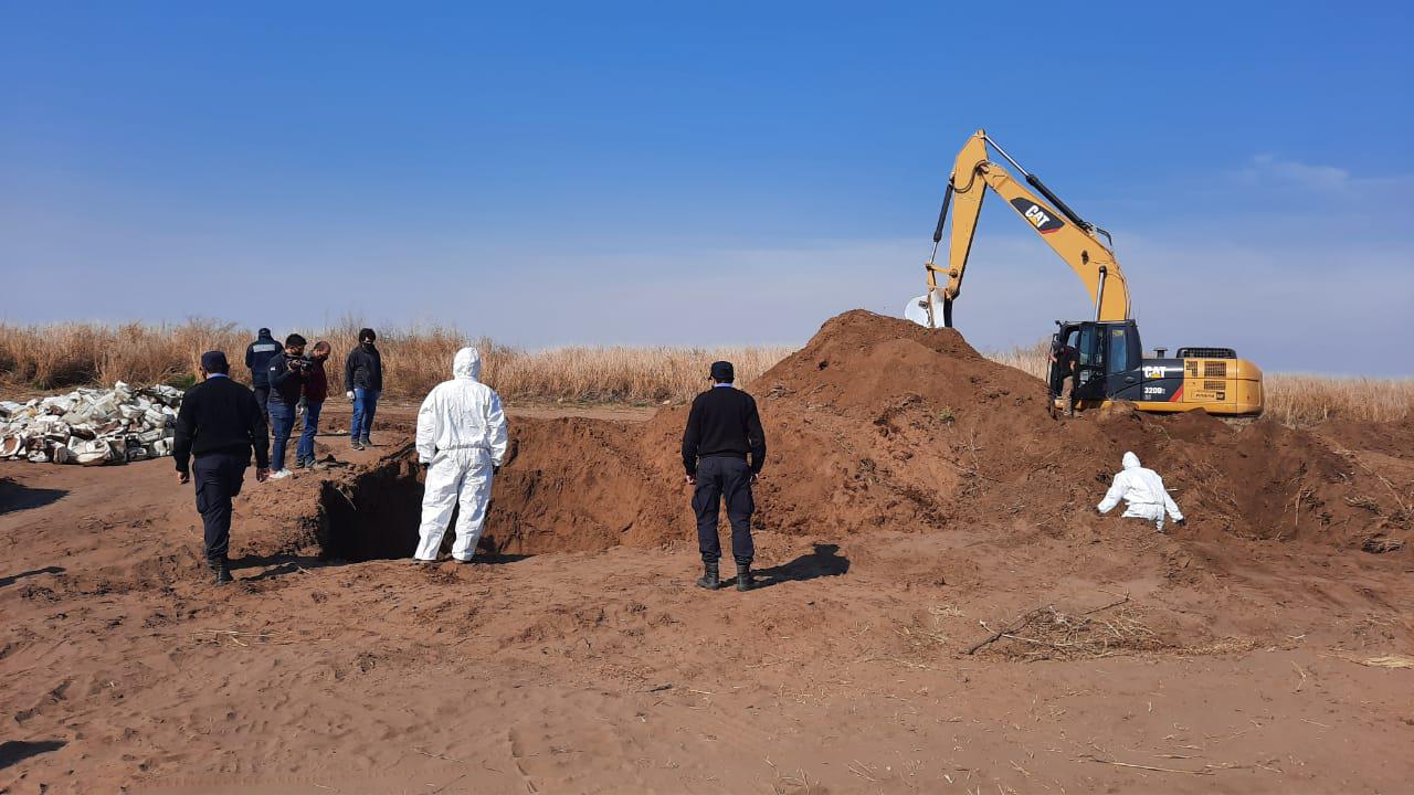 AGROQUIMICOS ENTERRADOS 6