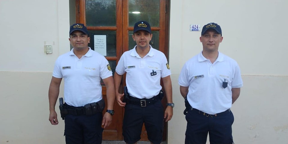 POLICIA UNIFORME VERANO 2020 1