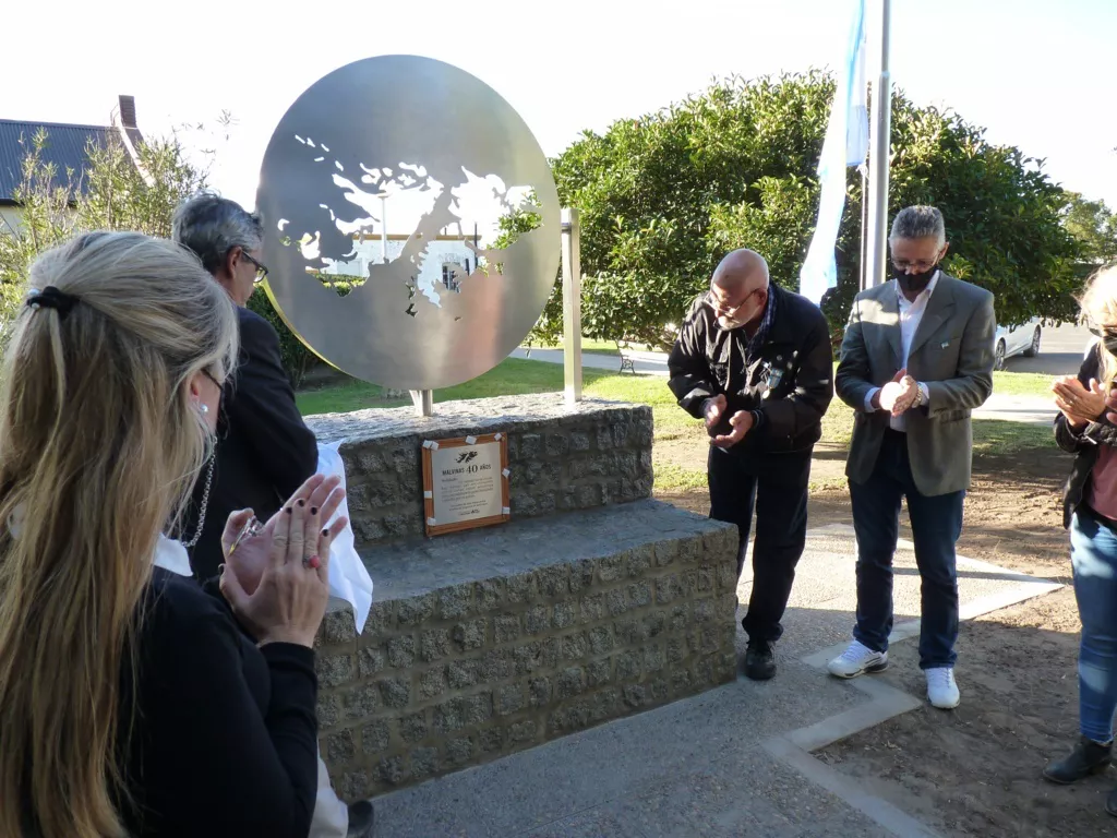 malvinas 7 (FILEminimizer)