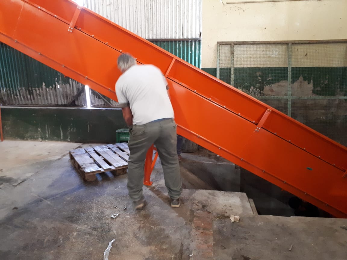 35d7e81c-d84f-4bee-8377-70509bb85920