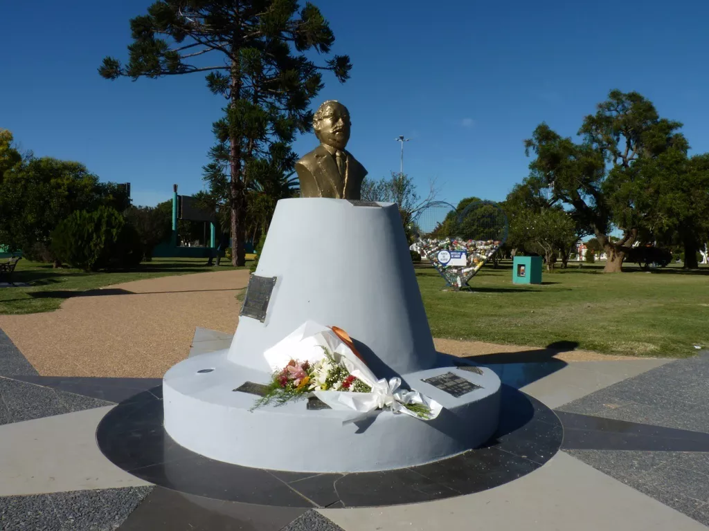 busto 7 (FILEminimizer)