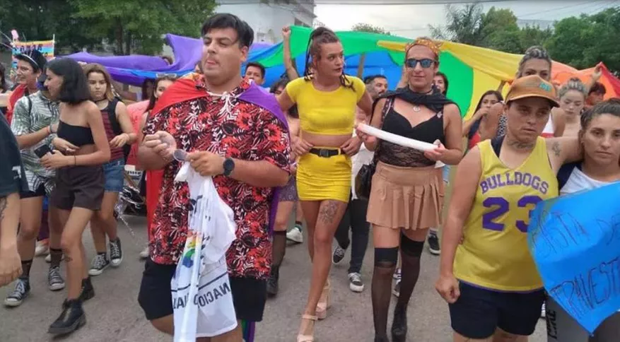 sofia bravo vestido amarillo