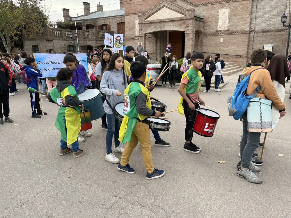 PROCESIÓN NIÑOS 4 (FILEminimizer)