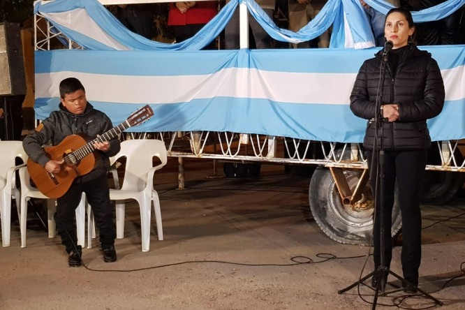 38dc81d627fb489a89d292a0f9158ad5-fit-666x444