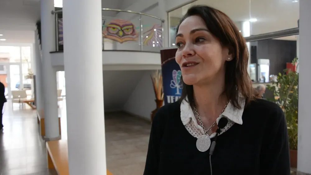 181082_4b48c3fc-d04c-47e0-80fb-29ba24f57b60