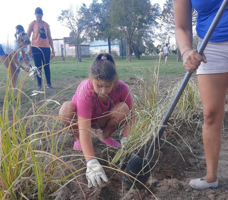 94074c7e-9c09-4bec-b9bc-116ad06ff825