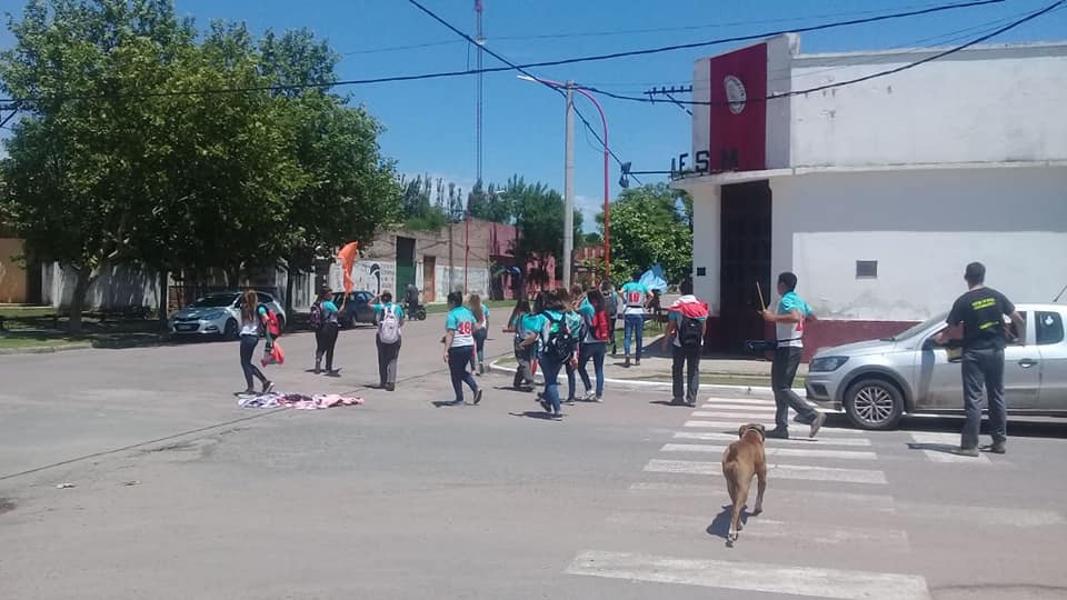 47291988_2196000680411592_481191991061774336_n