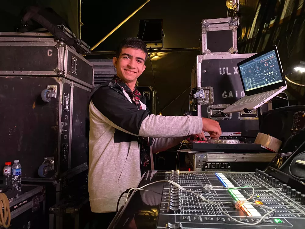 275294877_330661045774840_2105622273507407256_n