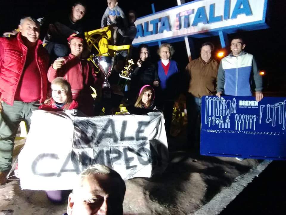 61037725_10211544183320142_3265439067935866880_n