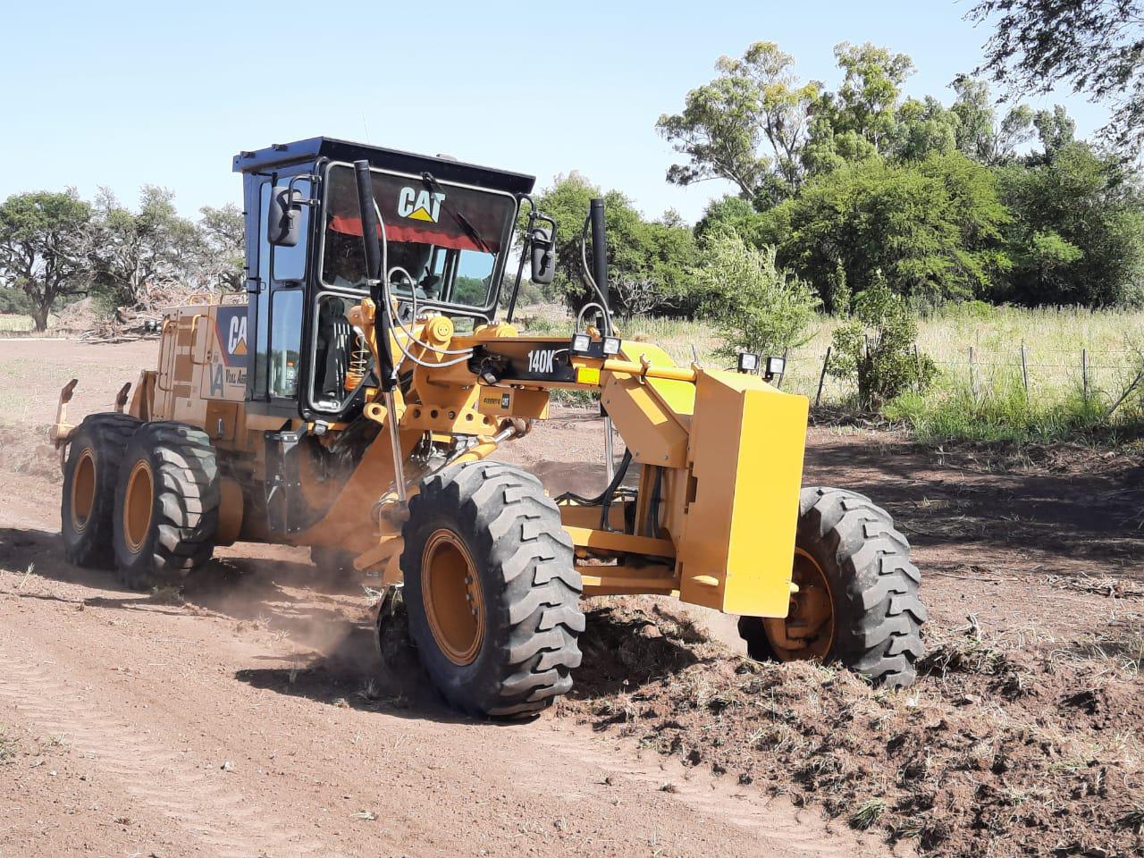 MAQUINARIA TRABAJANDO 1