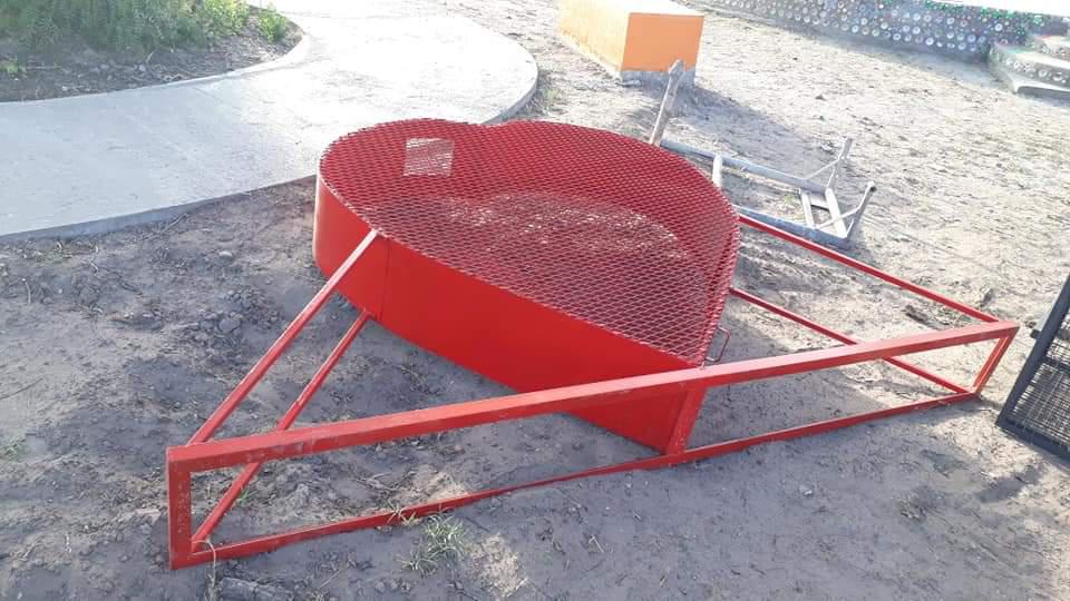 b92e9df7-d252-432d-bbc4-b34ba4e8bd94