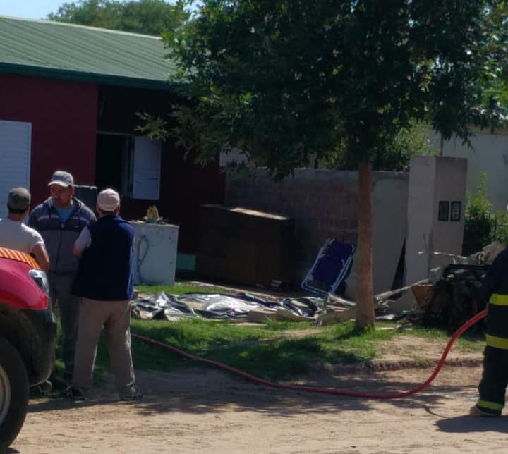 INCENDIO CASA PARERA 5