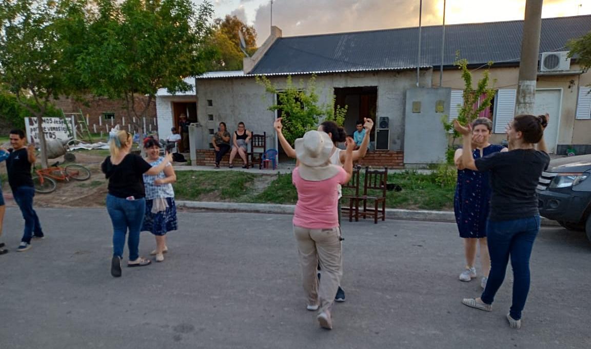 5833173a-b5b9-419b-b485-6300053d4864