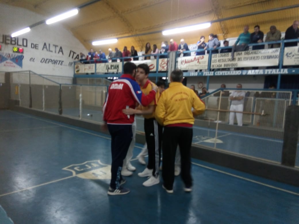 fe69bd53-5b52-4f46-aaaf-0cbd84585235