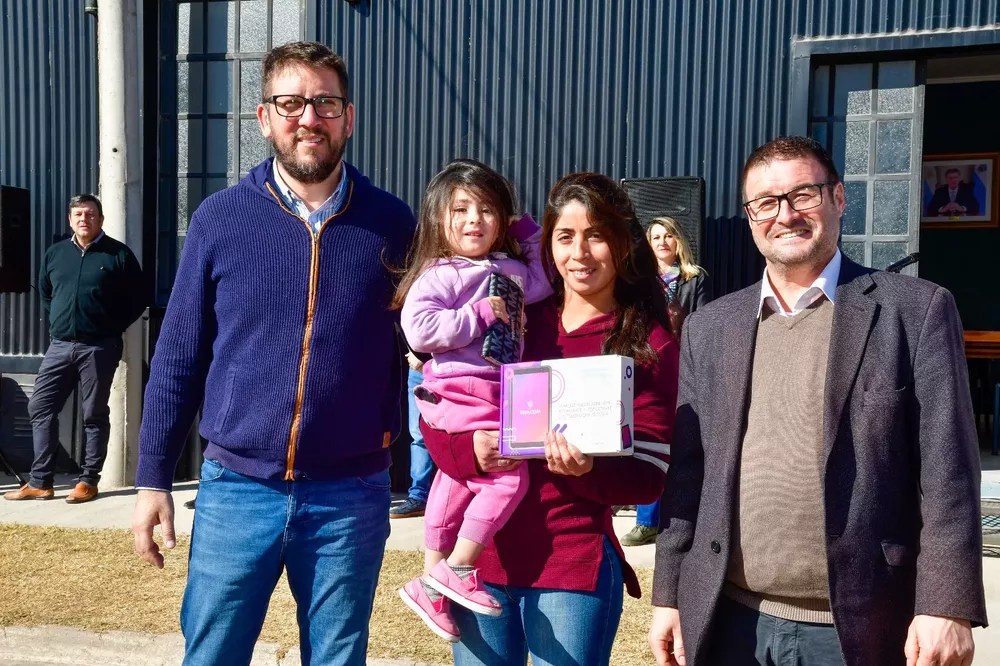 624709_psx_20220720_124737_copy_1600x1067