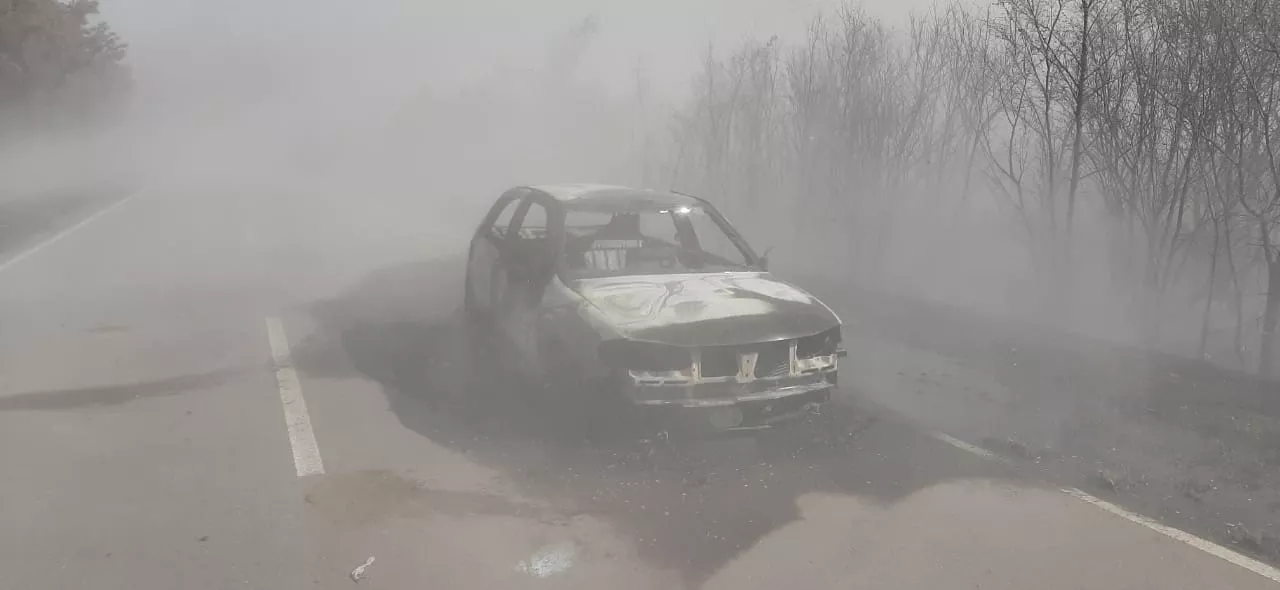 AUTO QUEMADO 2