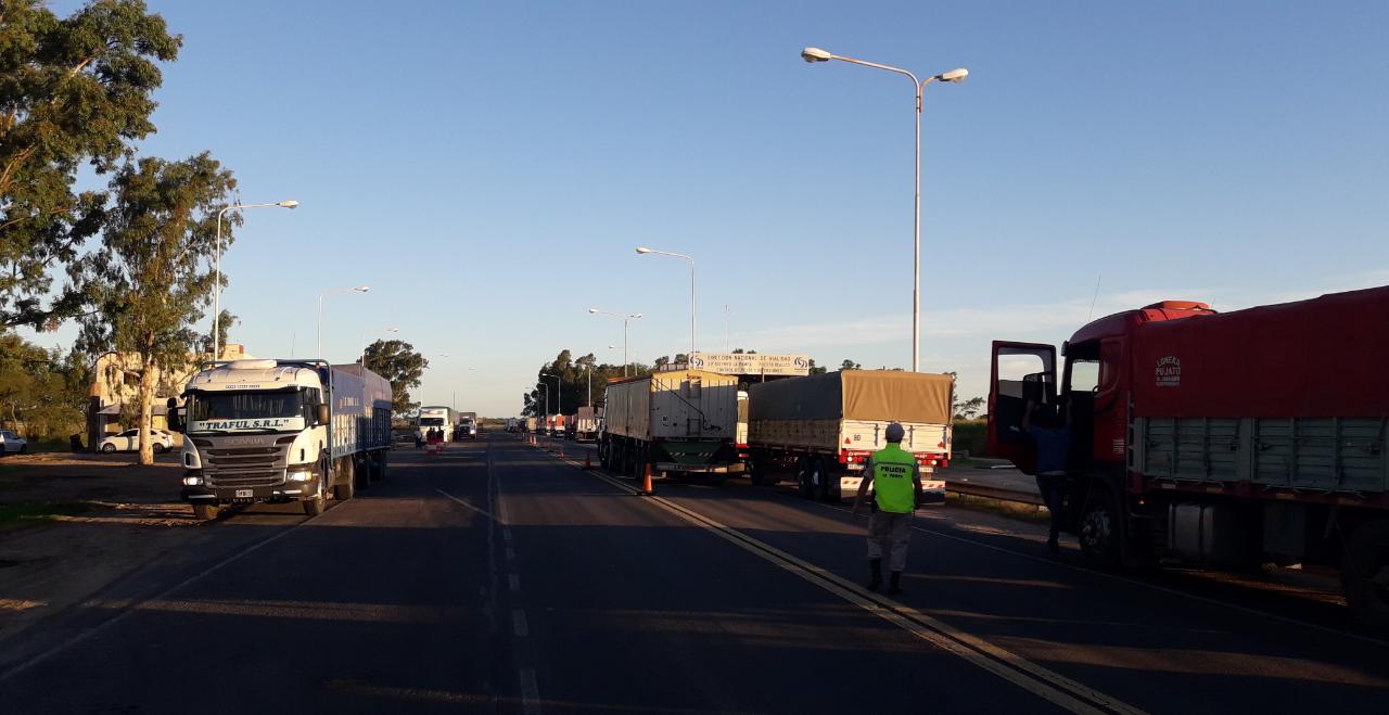 5a8ddd67-6e06-4d48-a051-2853d78ed2ec