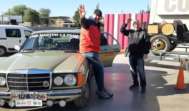 autos-clasicos-robert-tapa-752x440