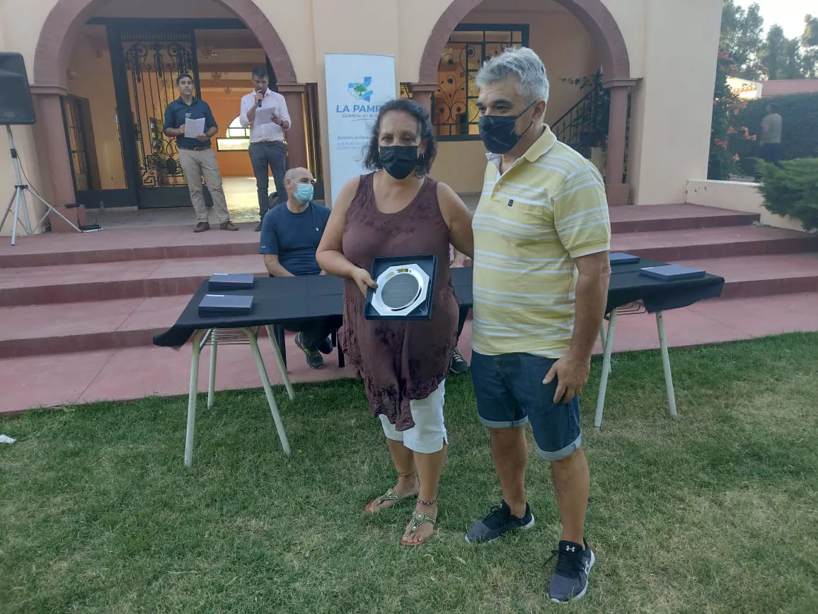 166638_whatsapp-image-2022-01-12-at-21.19.55--1-