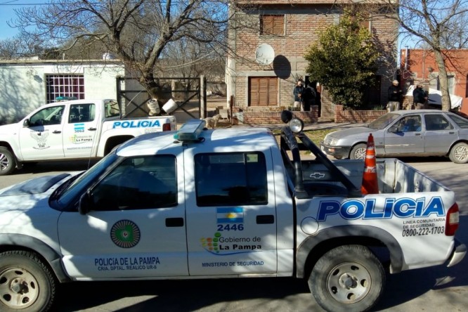 145f1c1b-dc20-403b-93e5-5f809907699e-fit-666x444