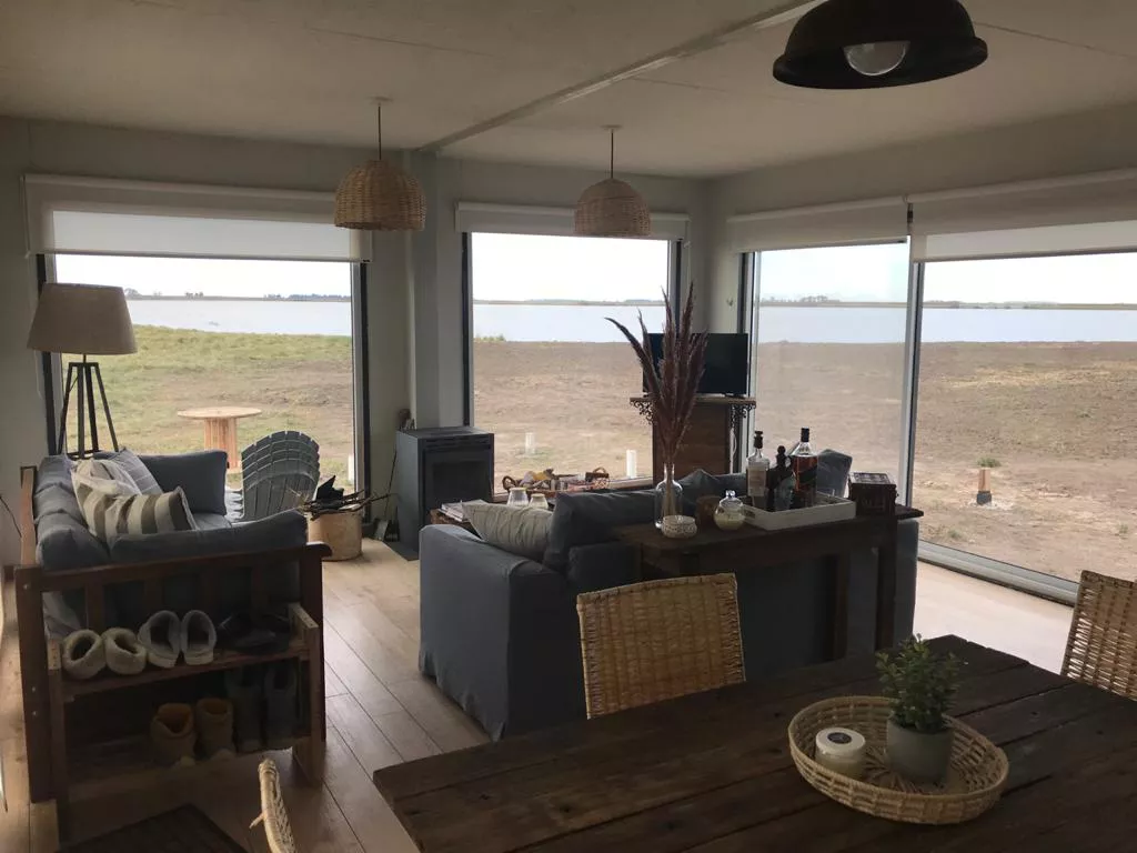 2a4edcfe-9262-4936-8997-f98216ab40d5