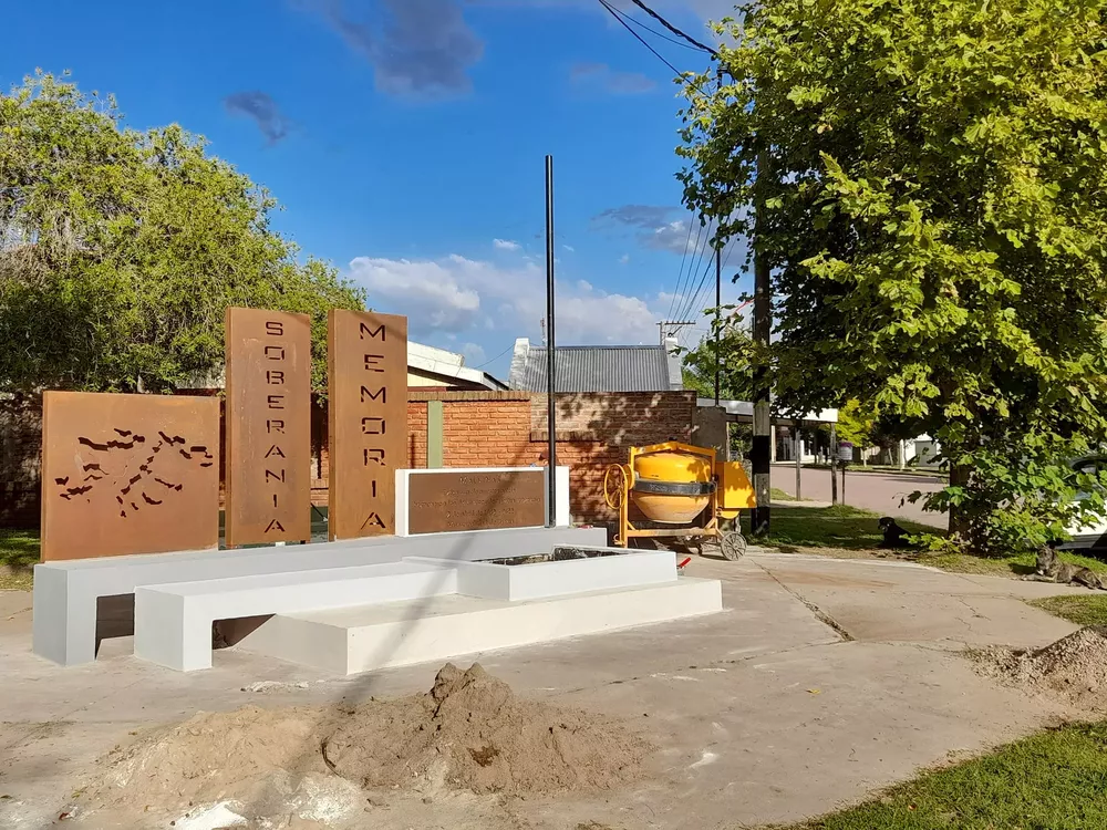 Monumento Malvinas Parera 4