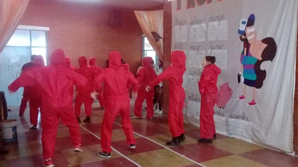 41844760_2099454026732925_8759137418491199488_n