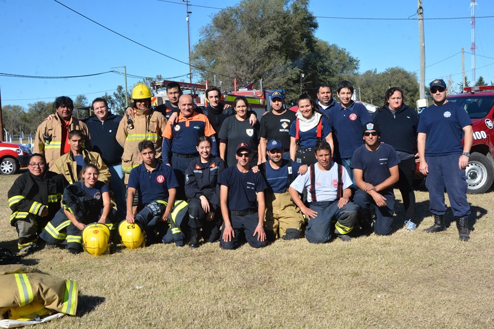 61344778_359674091572370_3164885778933219328_n