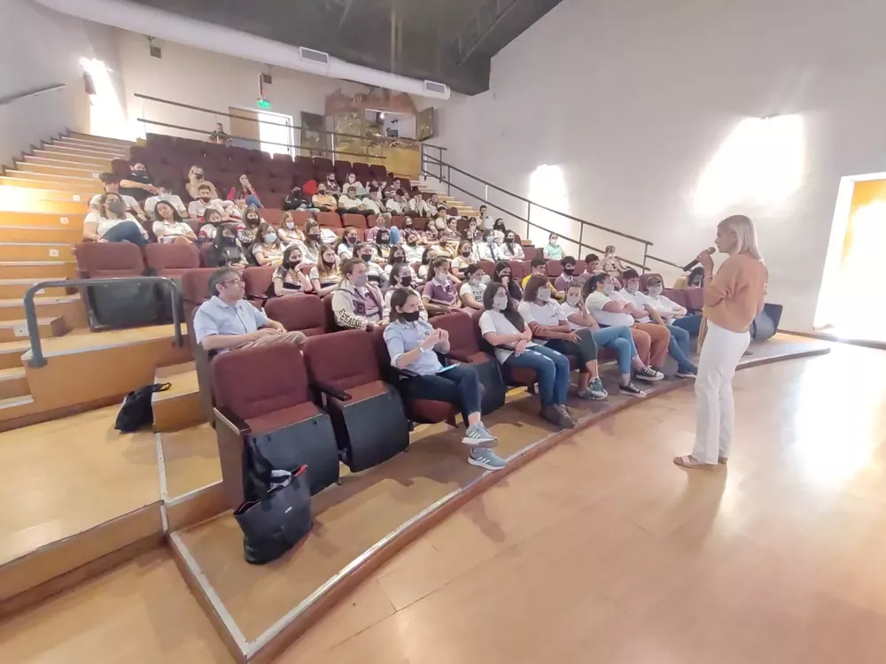 c8db506a-3ccd-44ac-9b77-ccba182155e8