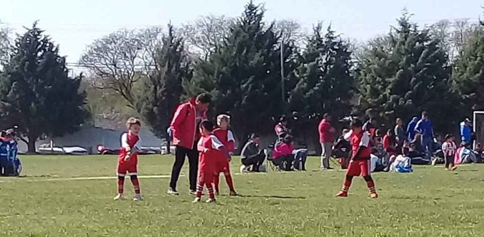 41824637_2093508607327467_512667117724631040_n