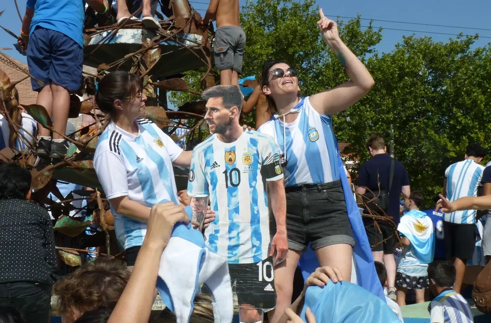 festejos argentina campeon mundial 104 (FILEminimizer)