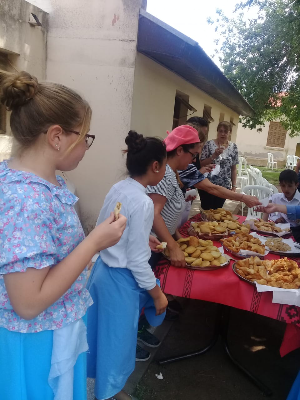 DIA DE LA TRADICION ESC 52 036