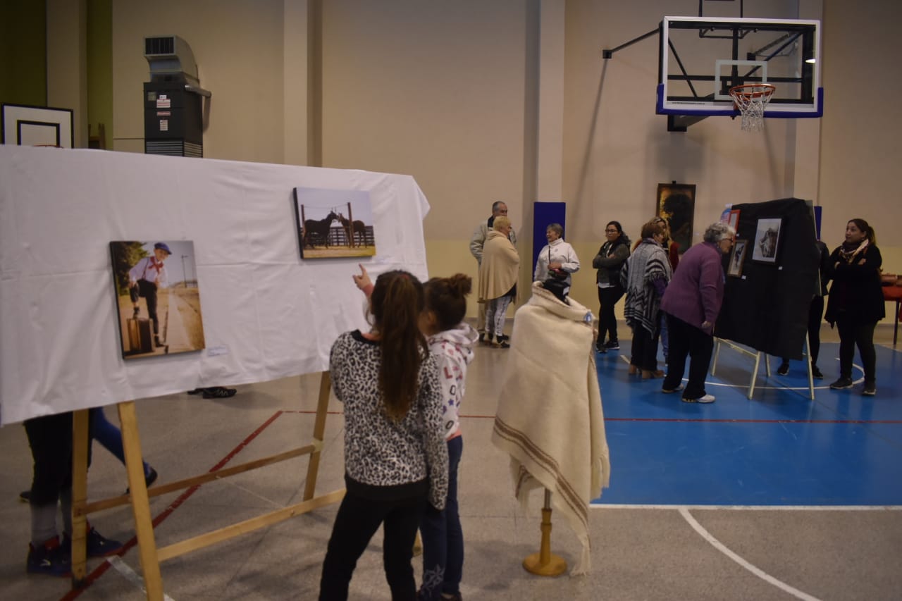 f249320a-4e4d-4b0f-b547-14c5e8bfd99a