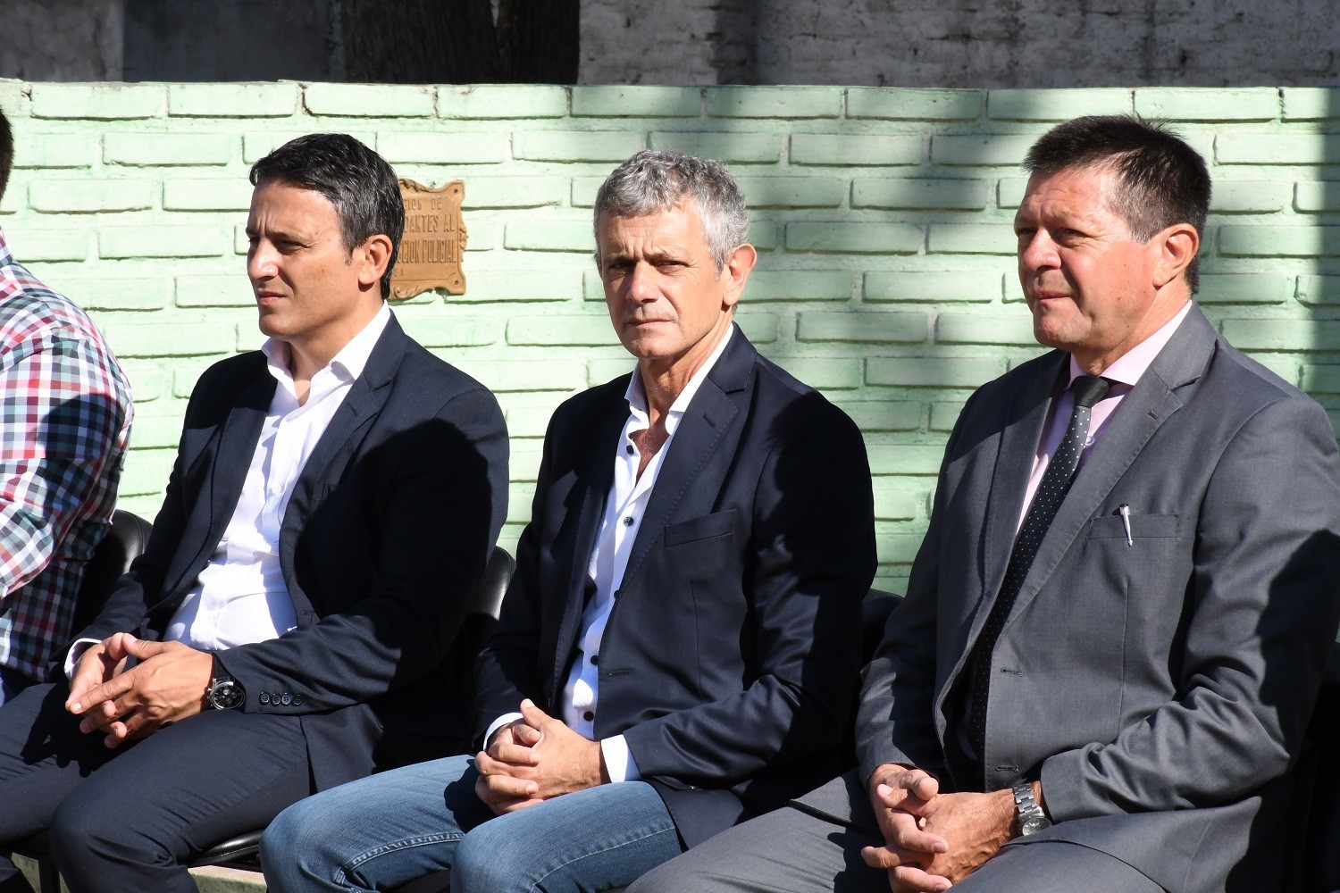 ENTREGA VEHICULOS A LA POLICIA 1