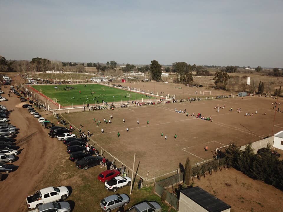 38943665_408305749693756_8082933790269243392_n