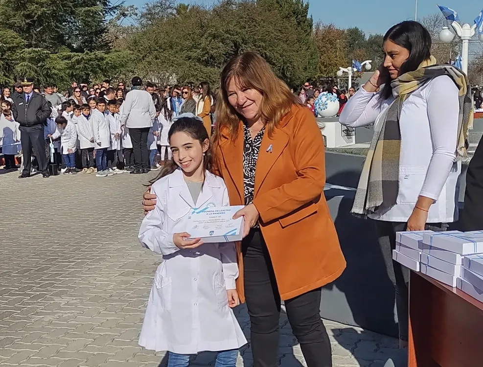 bandera 2023 18 (FILEminimizer)