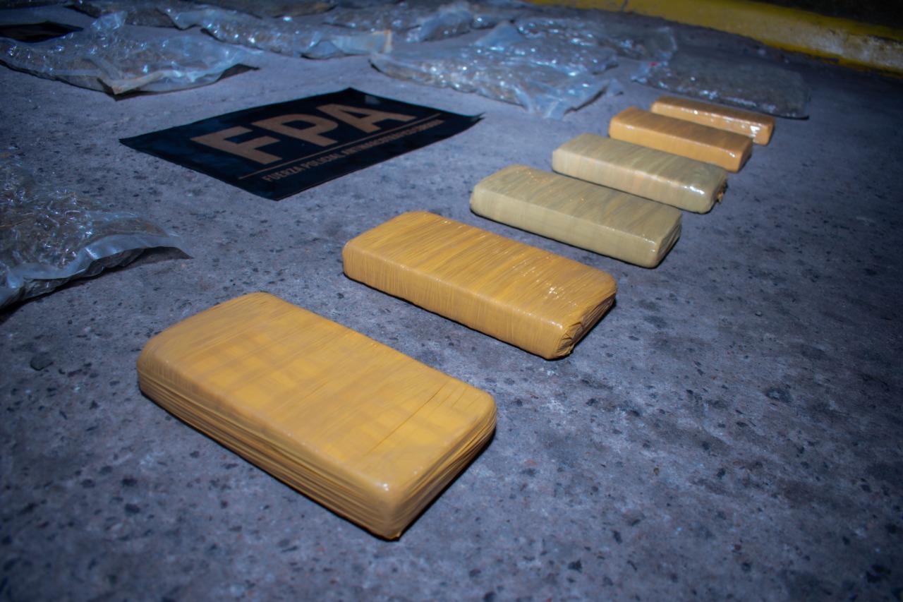 9b23891d-1a27-46f9-bc6d-4e1832f83d7d