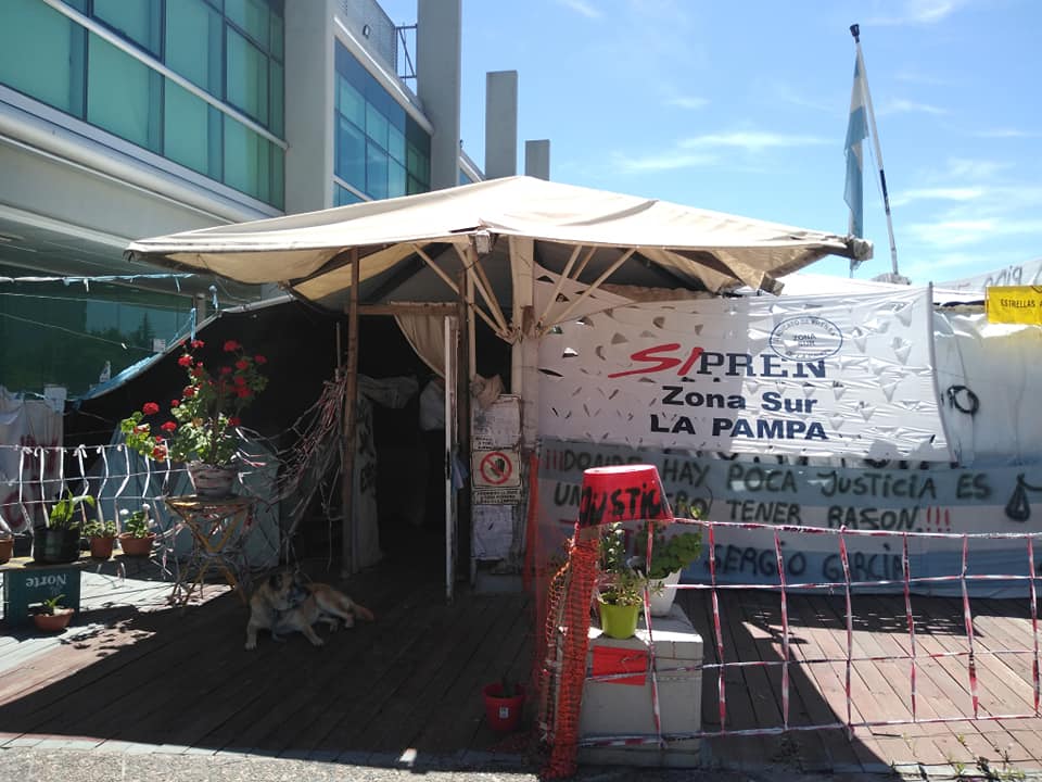 46208156_2409856519030211_1132462281863462912_n