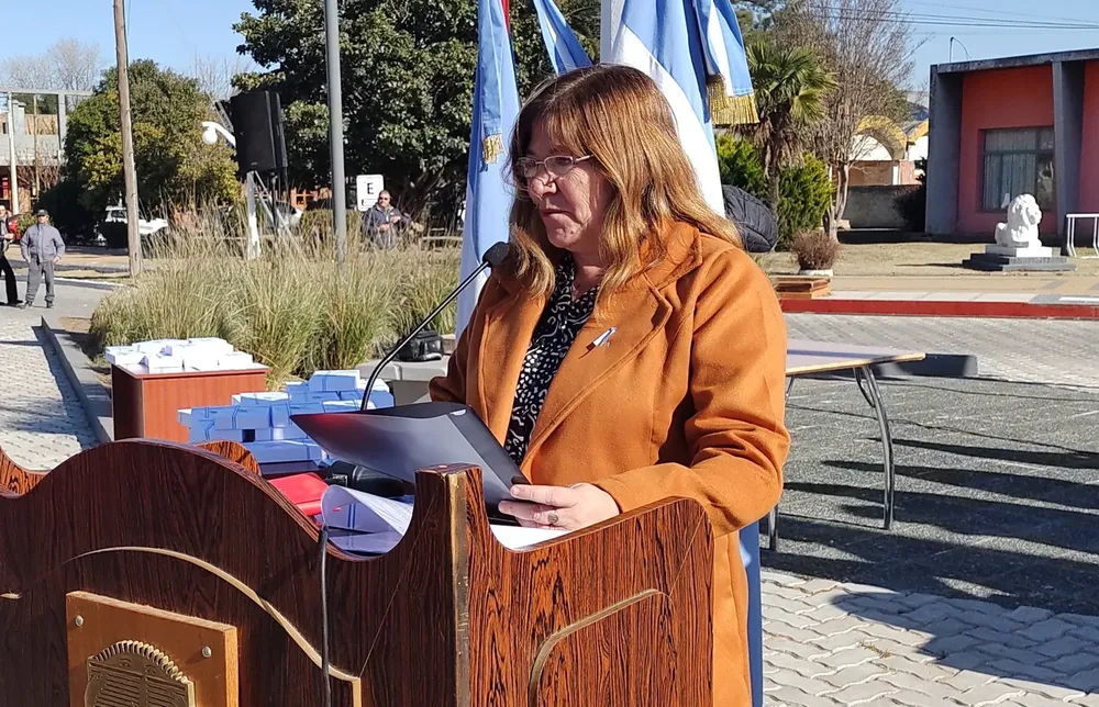 bandera 2023 9 (FILEminimizer)