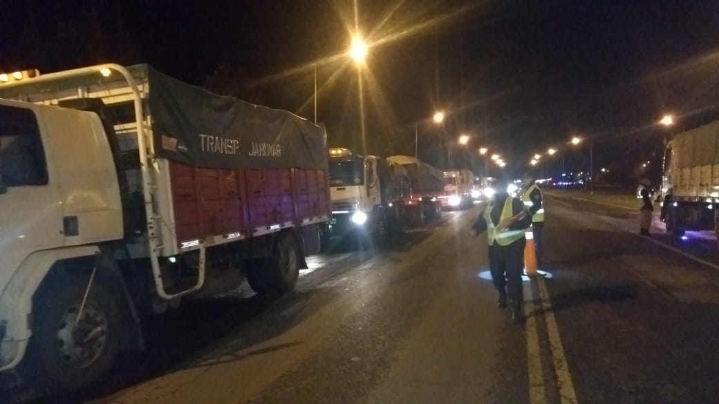 2ef02bb7-51ed-4900-9e44-d56ff07b5a68