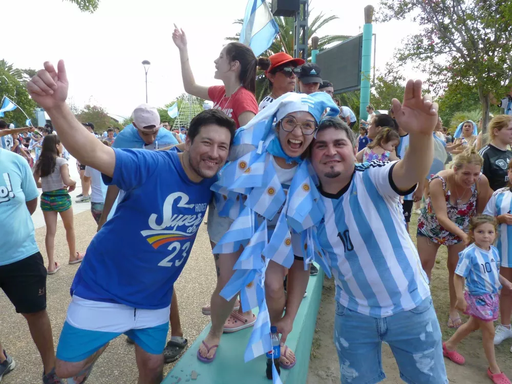 festejos argentina campeon mundial 100 (FILEminimizer)