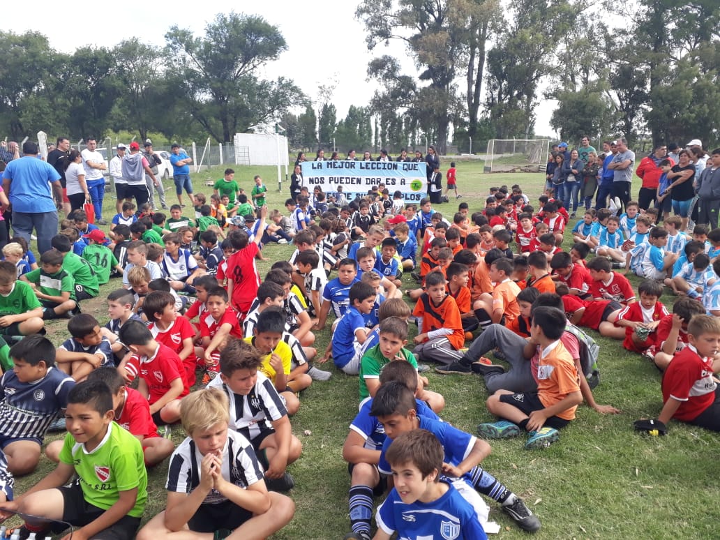 ff3c05f1-146a-4422-8cfd-dc99a8bc0788