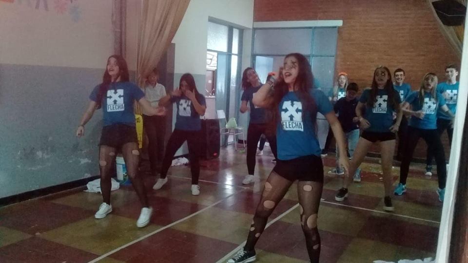 42205379_2099453033399691_7818029527530995712_n